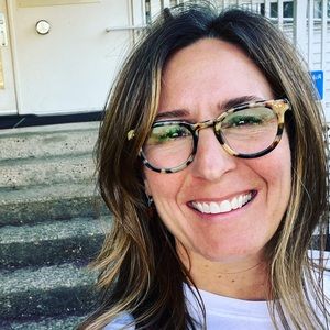 Meet your Posher, Angela